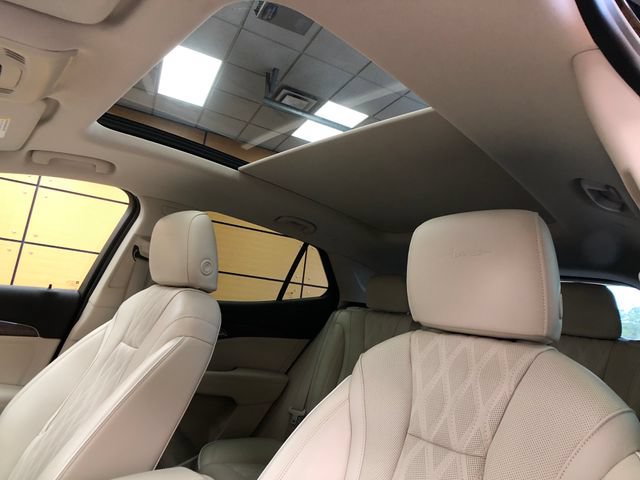 Used 2022 Buick Envision Avenir w/ Technology Package II AWD/4WD image 21