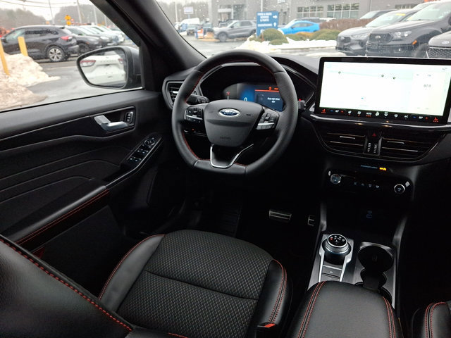 Certified 2023 Ford Escape ST-Line Select w/ Tech Pack #1 image 13