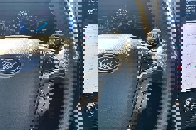 Certified 2024 Ford Edge SEL w/ Convenience Package image 19