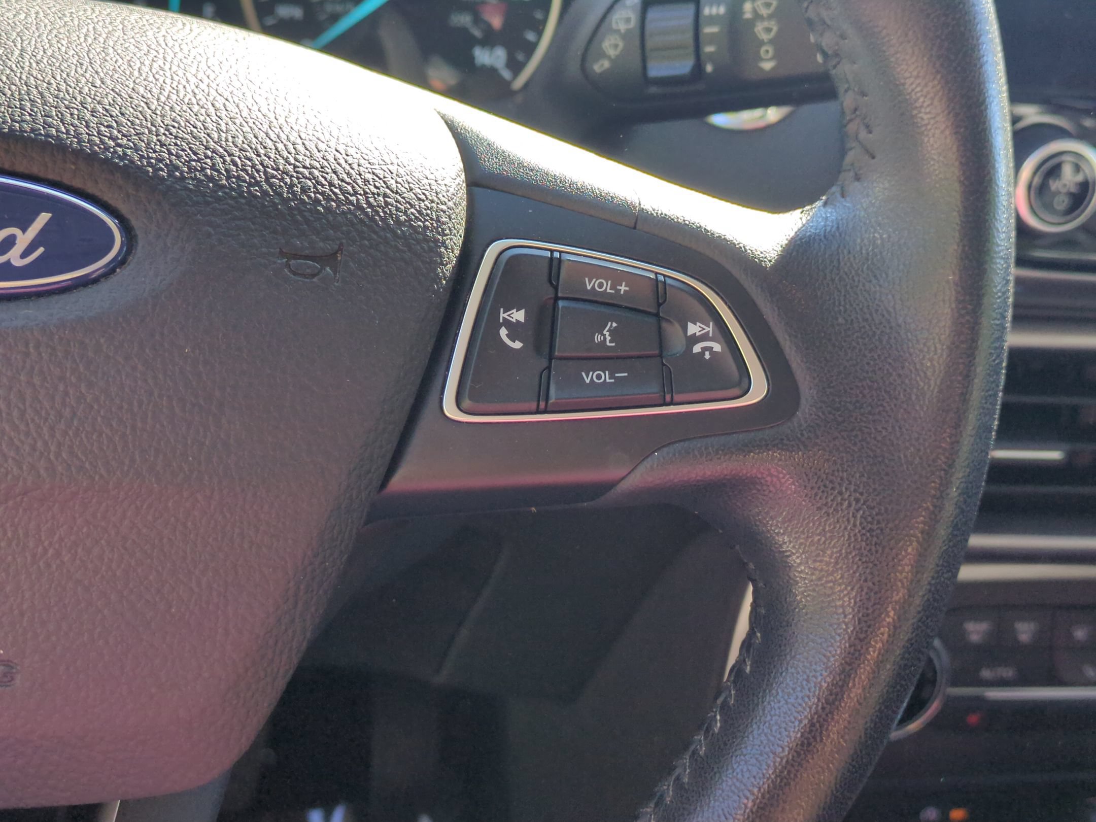 Certified 2019 Ford EcoSport SE FWD image 16