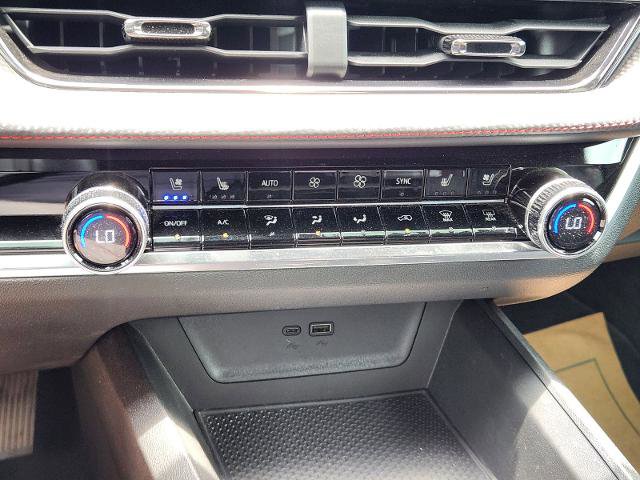 Used 2025 Chevrolet Equinox RS w/ Convenience Package III FWD image 18