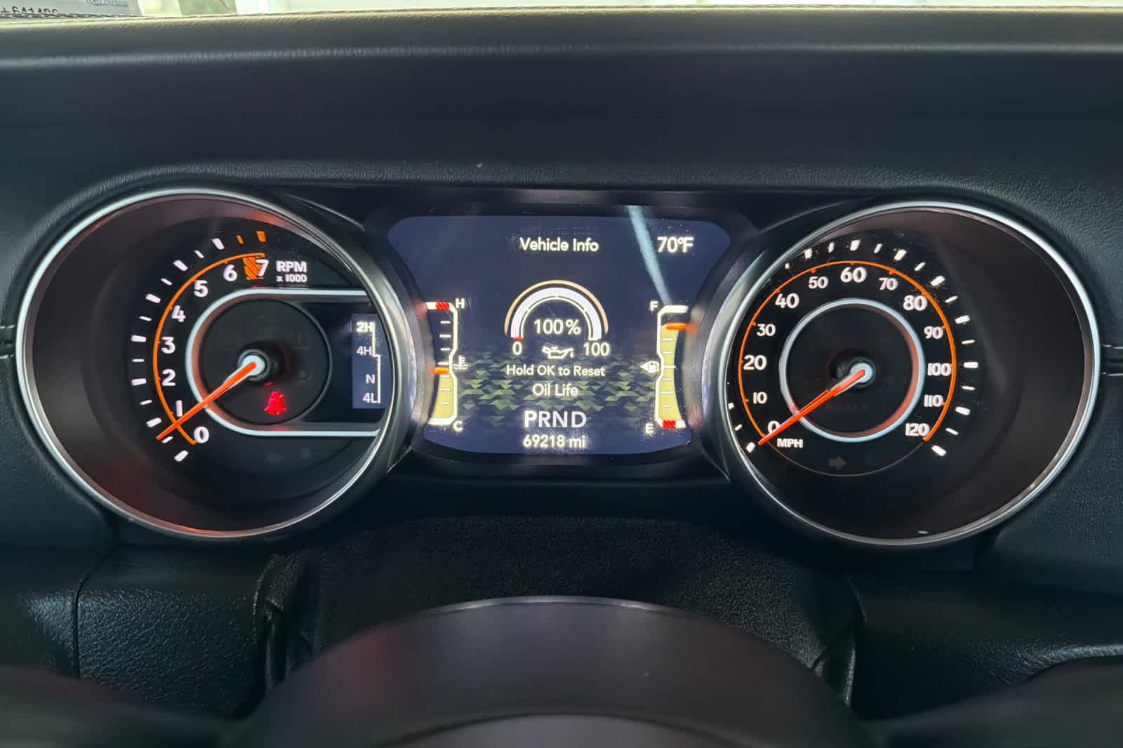 Used 2020 Jeep Gladiator Overland AWD/4WD image 24