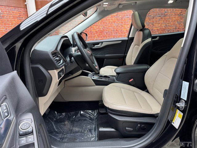 Certified 2022 Ford Escape SEL image 22