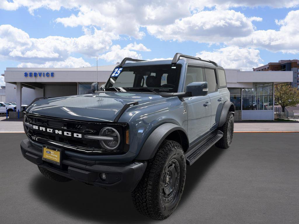 Certified 2025 Ford Bronco Outer Banks w/ Sasquatch Package AWD/4WD image 7