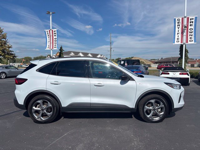 Certified 2026 Ford Escape ST-Line AWD/4WD image 6