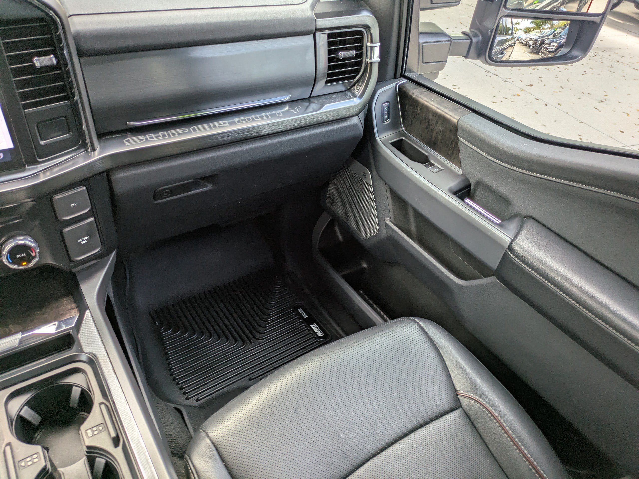 Certified 2023 Ford F250 Lariat w/ Sport Appearance Package AWD/4WD image 16