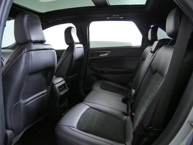 Certified 2022 Ford Edge ST-Line w/ Class II Trailer Tow Package AWD/4WD image 15
