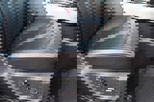 Certified 2020 Ford F150 Platinum w/ Equipment Group 701A Luxury image 13