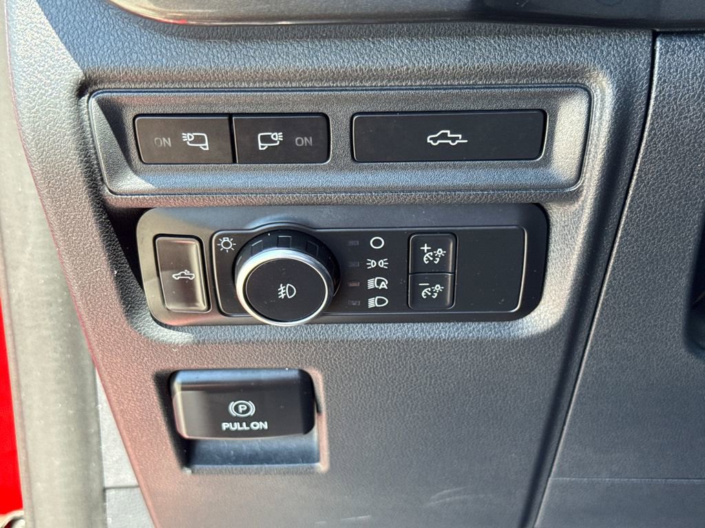 Certified 2021 Ford F150 XLT w/ Equipment Group 302A High image 14