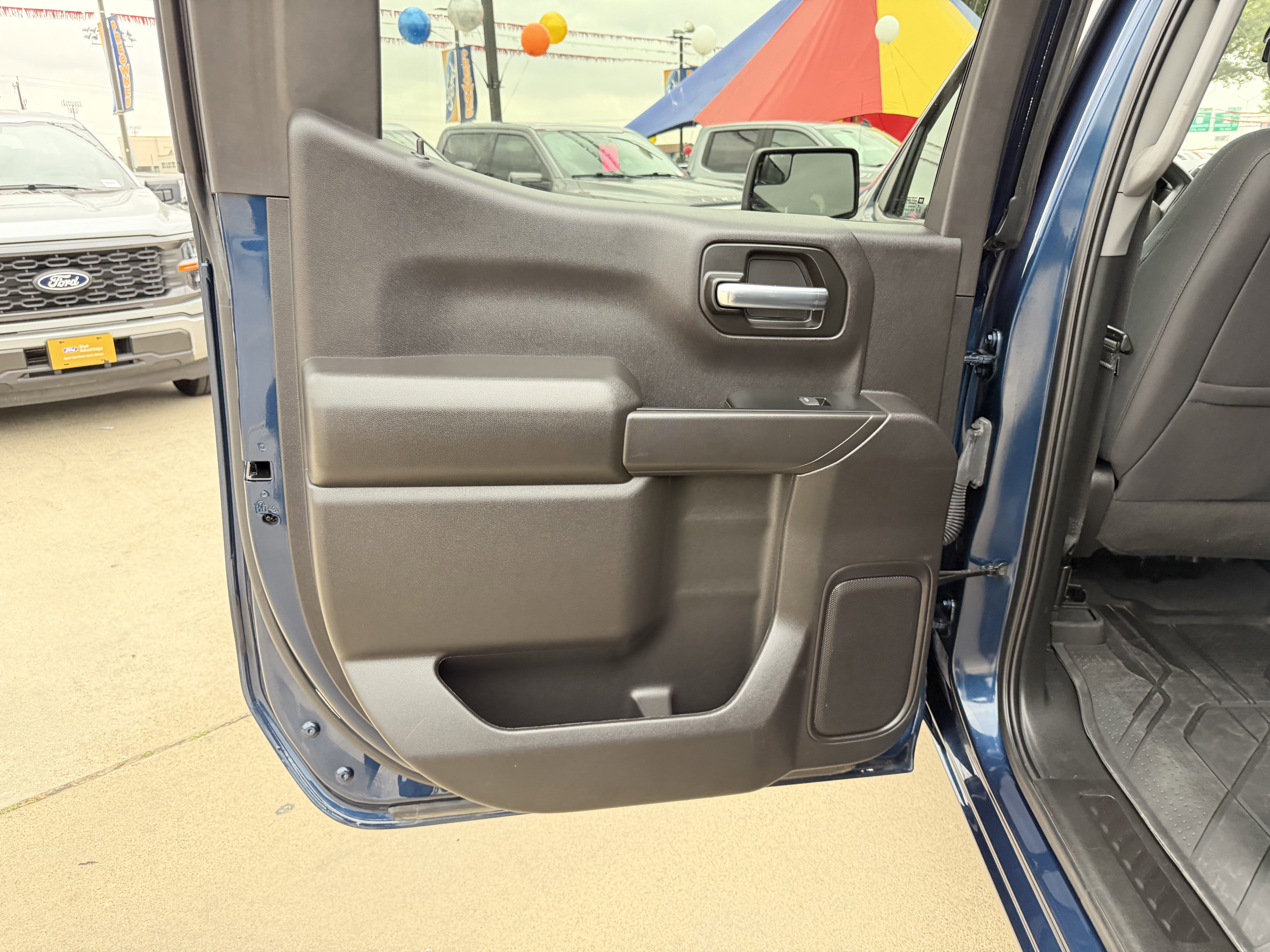 Used 2023 Chevrolet Silverado 1500 Custom w/ LPO, Dark Essentials Package image 19