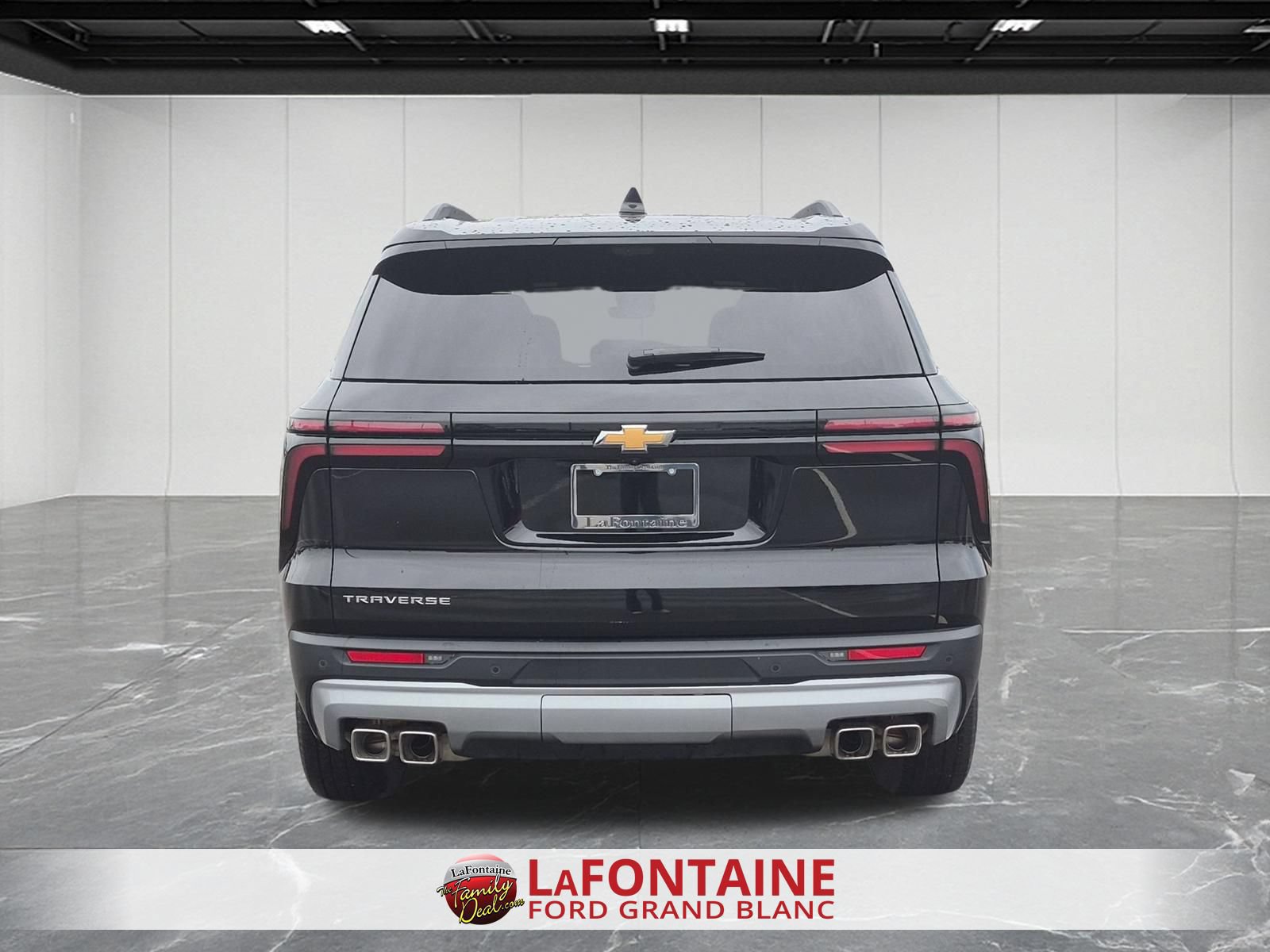 Used 2026 Chevrolet Traverse LT w/ Driver Confidence Package FWD image 4
