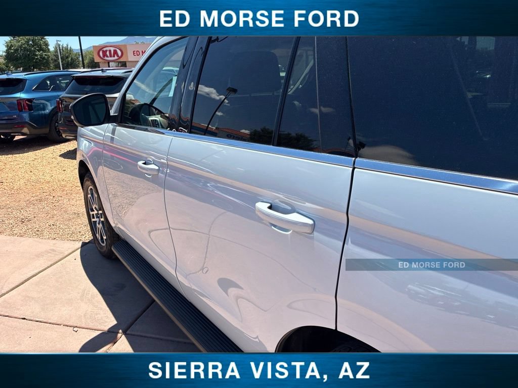 Certified 2025 Ford Expedition Active AWD/4WD image 18