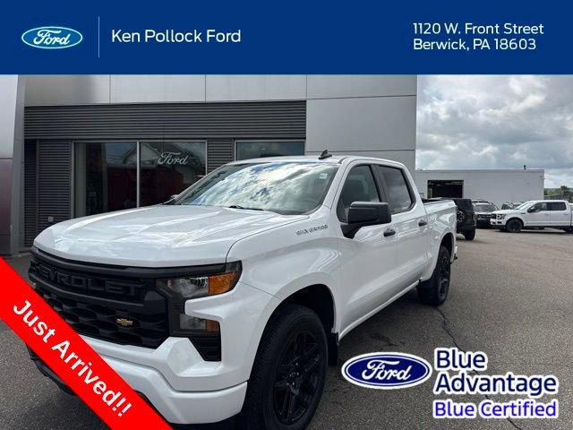 Used 2023 Chevrolet Silverado 1500 Custom AWD/4WD image 1