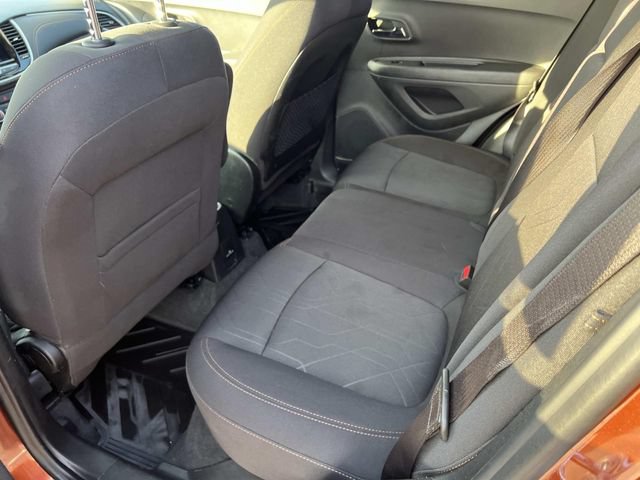 Used 2019 Chevrolet Trax LT FWD image 12