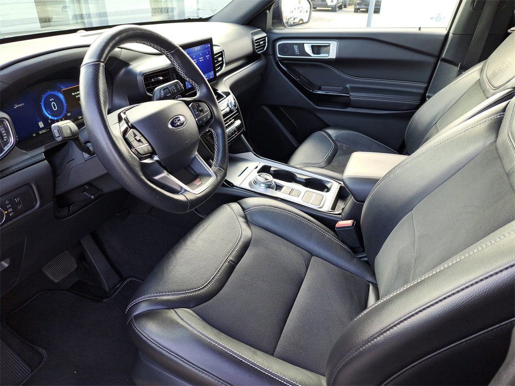 Certified 2022 Ford Explorer ST image 12