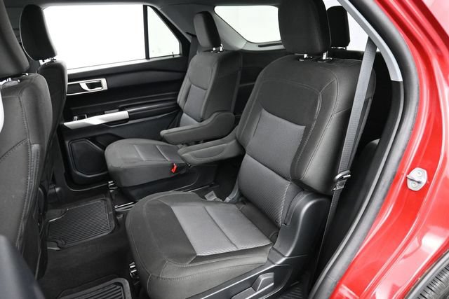 Certified 2023 Ford Explorer XLT RWD image 27