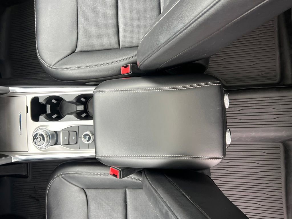 Certified 2023 Ford Explorer Limited w/ Limited Technology Package image 25