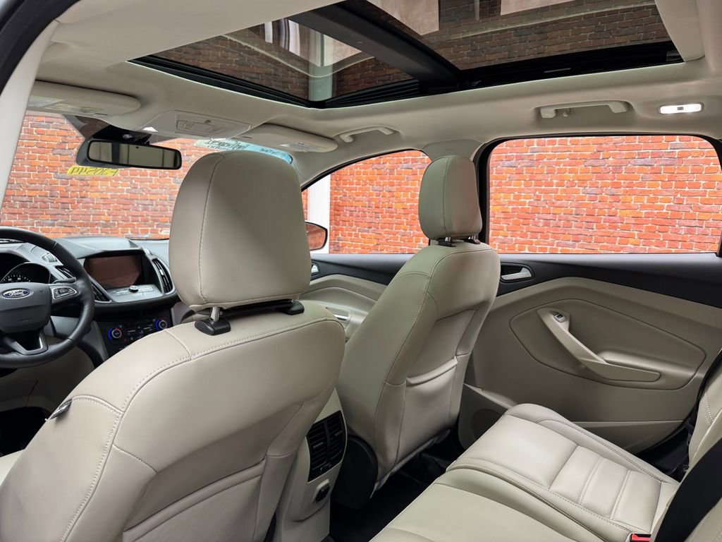 Certified 2019 Ford Escape SEL FWD image 26