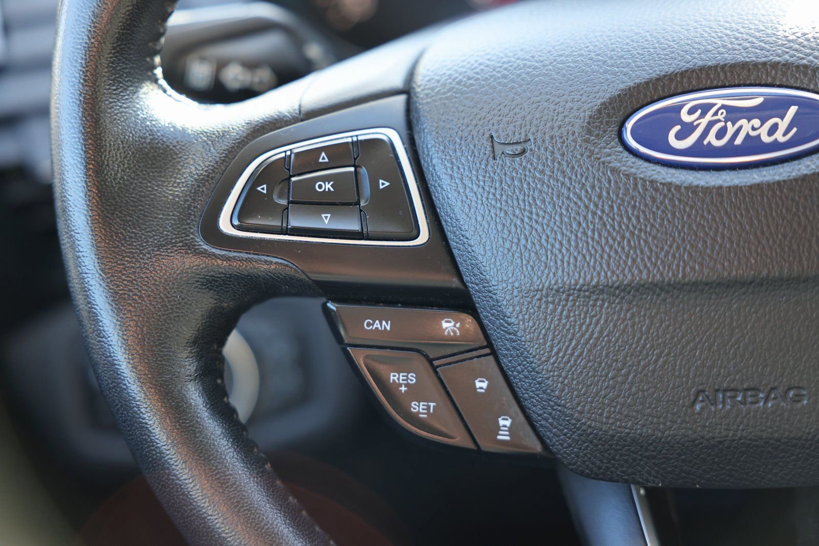 Certified 2019 Ford Escape SEL image 21