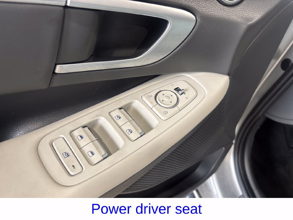 Used 2025 Hyundai Sonata SEL FWD image 29