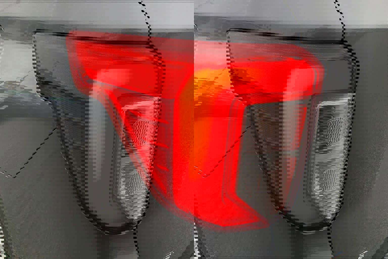 Certified 2022 Ford Explorer XLT w/ Equipment Group 202A image 25