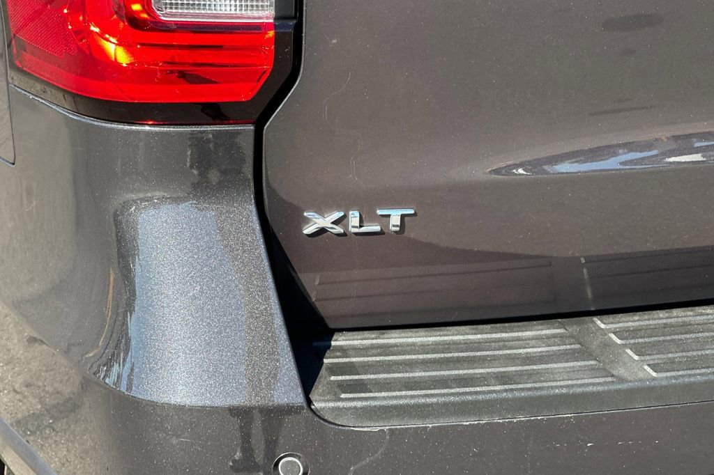 Certified 2022 Ford Expedition Max XLT image 32