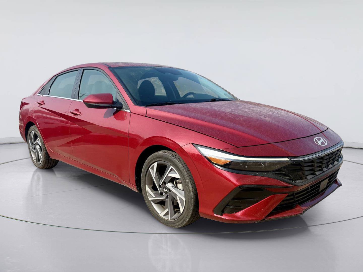 Used 2025 Hyundai Elantra SEL FWD image 1