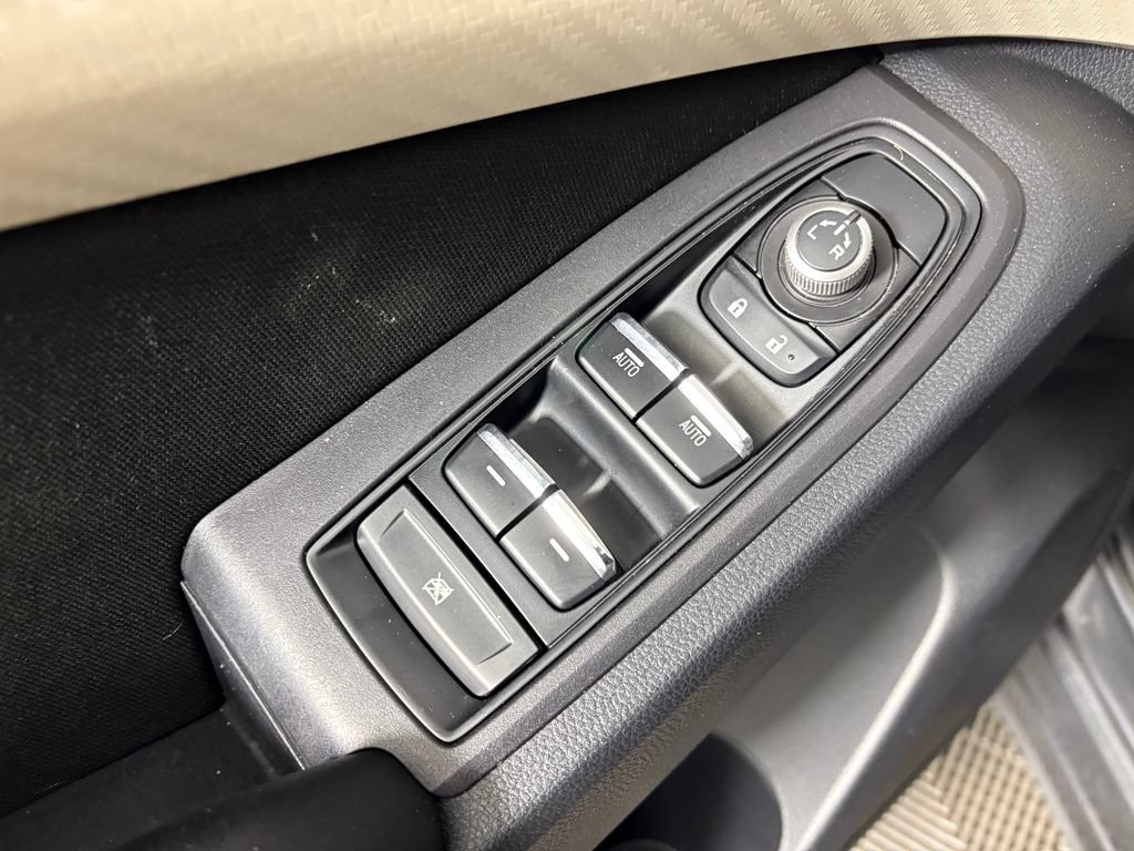 Used 2020 Subaru Ascent Premium w/ Convenience Package AWD/4WD image 12