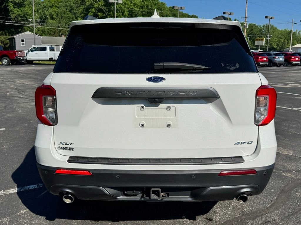 Certified 2023 Ford Explorer XLT w/ Equipment Group 202A AWD/4WD image 6