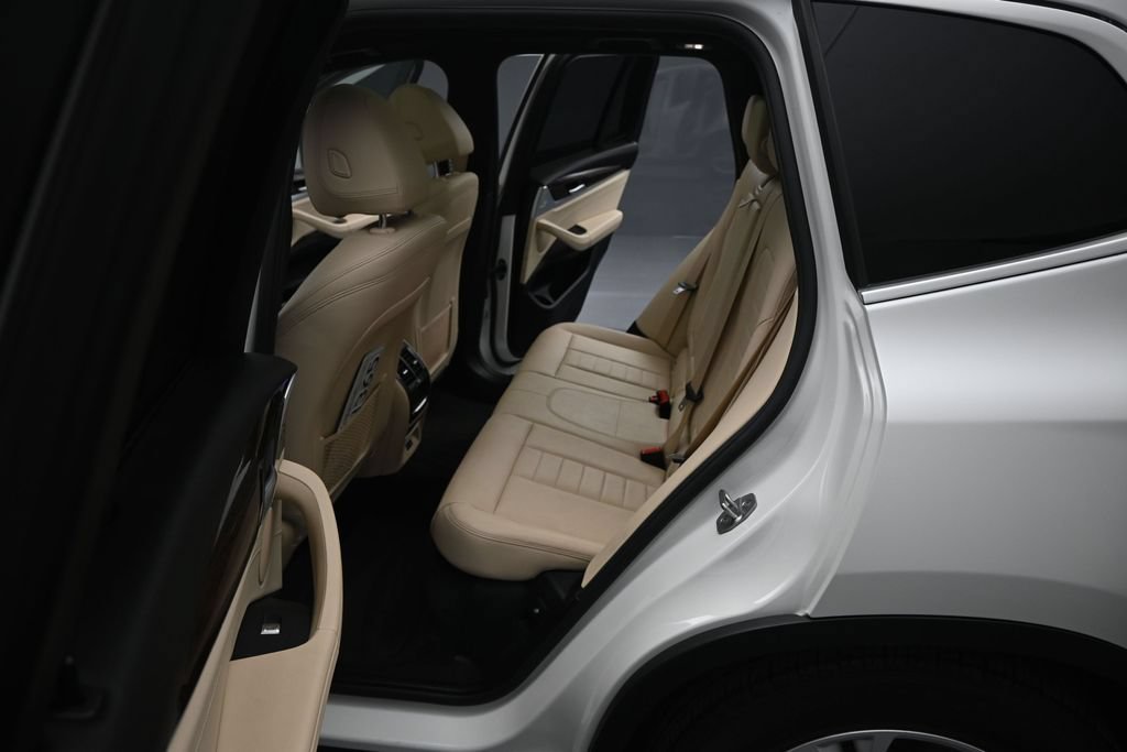 Used 2020 BMW X3 sDrive30i w/ Executive Package RWD image 19