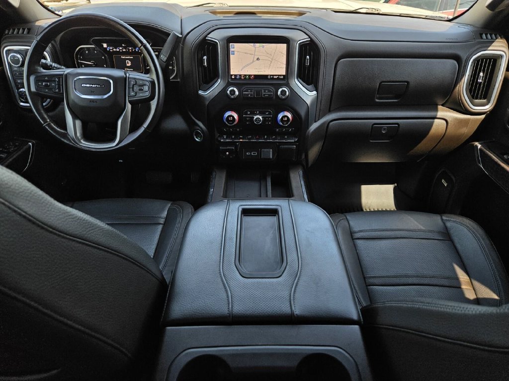 Used 2022 GMC Sierra 3500 Denali w/ Denali Ultimate Package AWD/4WD image 27