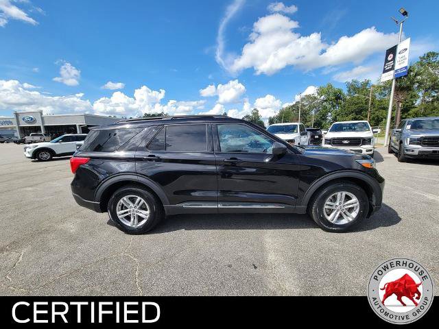 Certified 2024 Ford Explorer XLT w/ Equipment Group 202A RWD image 6