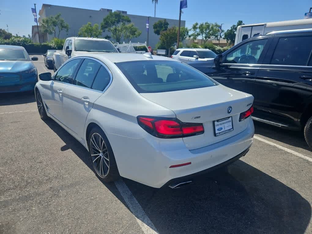 Used 2023 BMW 530e xDrive w/ Premium Package AWD/4WD image 6