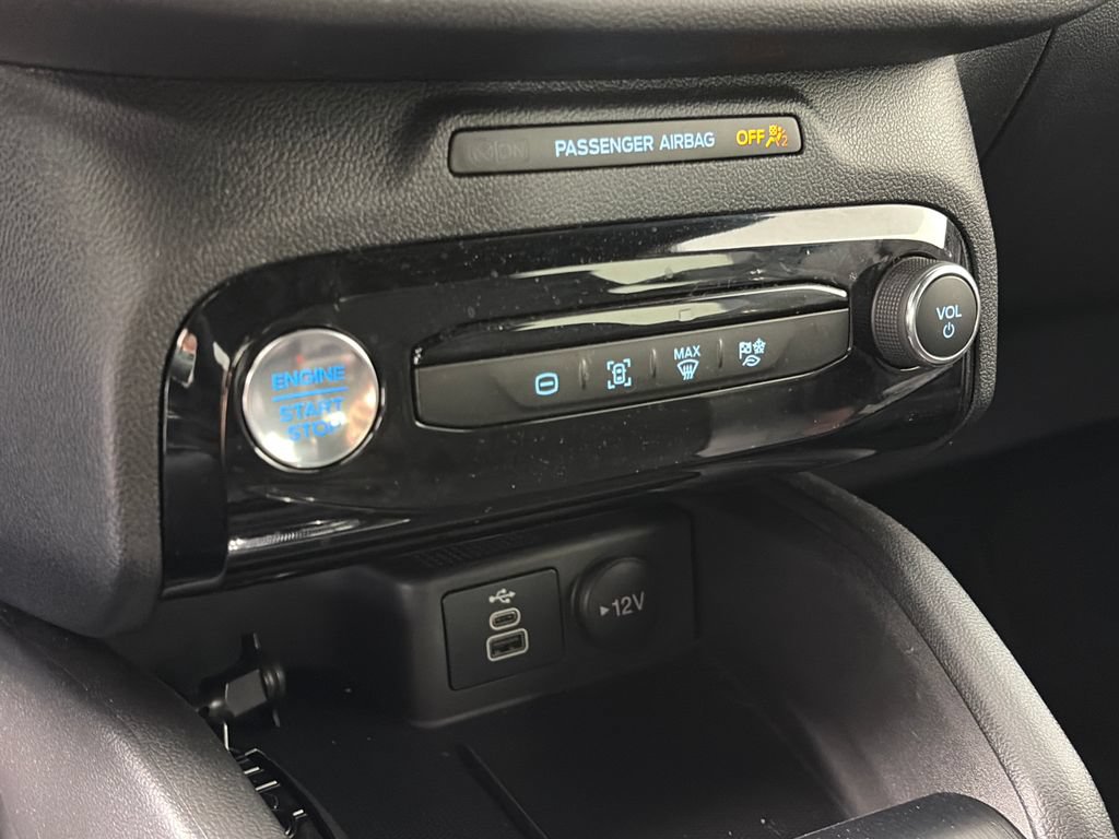 Certified 2025 Ford Escape ST-Line Select w/ Tech Pack #1 AWD/4WD image 21