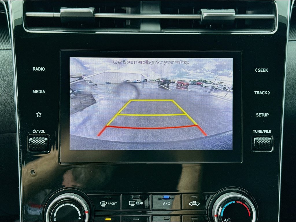 Used 2022 Hyundai Santa Cruz SEL w/ Activity Package FWD image 13