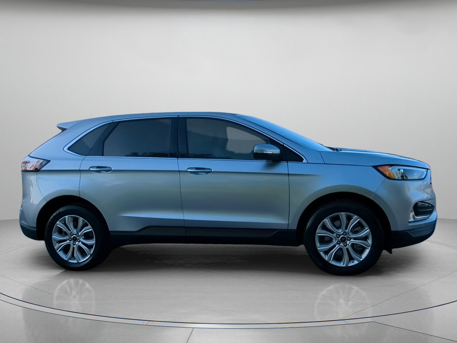 Certified 2023 Ford Edge Titanium image 30