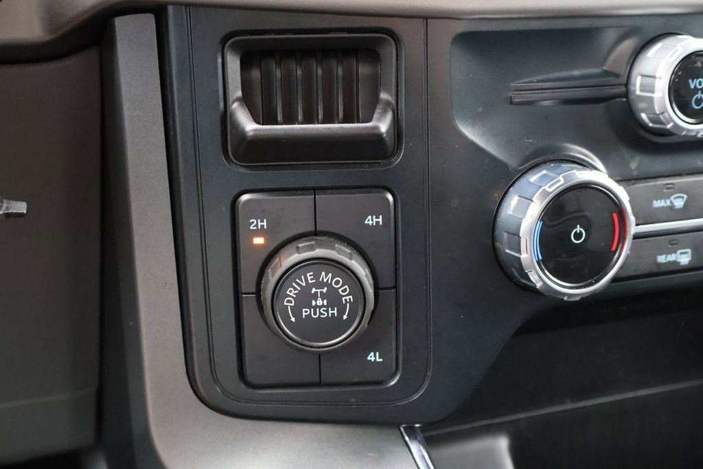 Certified 2025 Ford F150 XLT w/ Equipment Group 301A Standard image 6