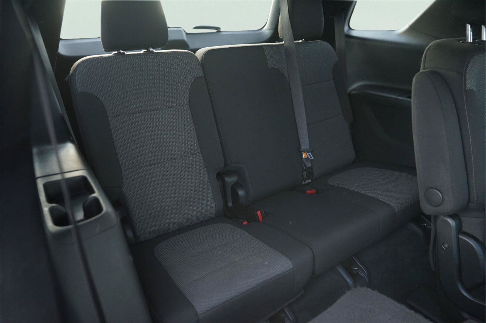 Used 2023 Chevrolet Traverse LT FWD image 15