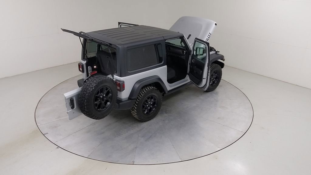Used 2023 Jeep Wrangler Willys AWD/4WD image 44