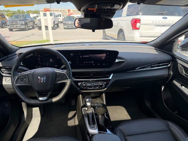 Used 2025 Buick Envista Sport Touring w/ Convenience I Package FWD image 13