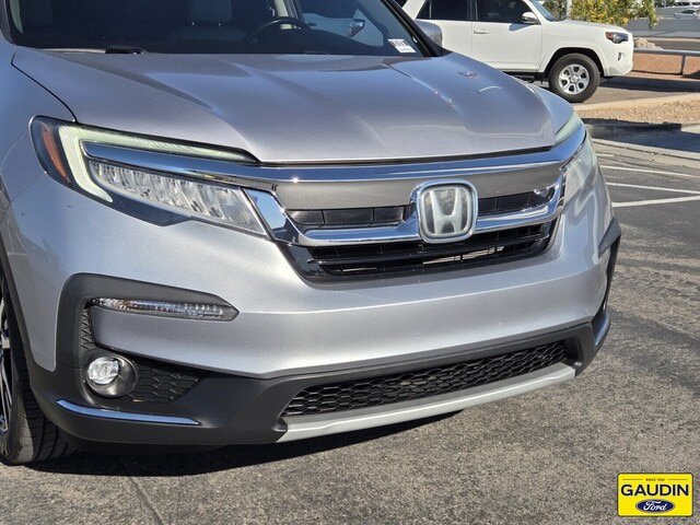 Used 2022 Honda Pilot Touring image 2