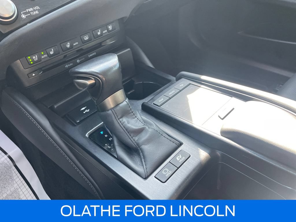 Used 2022 Lexus ES 300h w/ Accessory Package 2 FWD image 26