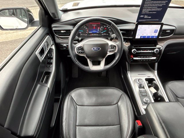 Certified 2022 Ford Explorer Limited w/ Equipment Group 301A AWD/4WD image 7