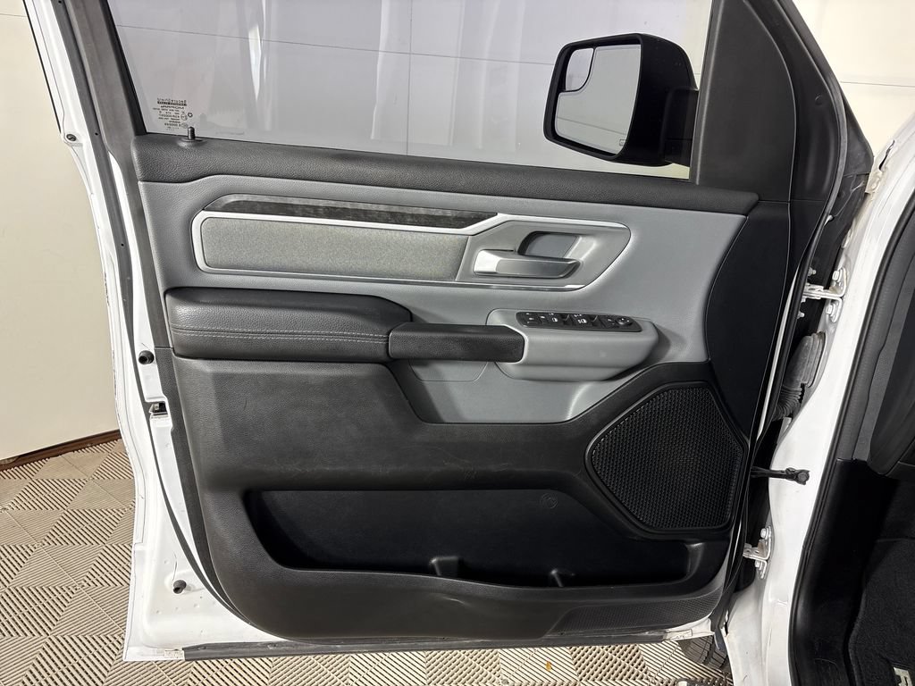 Used 2021 RAM 1500 Big Horn AWD/4WD image 16