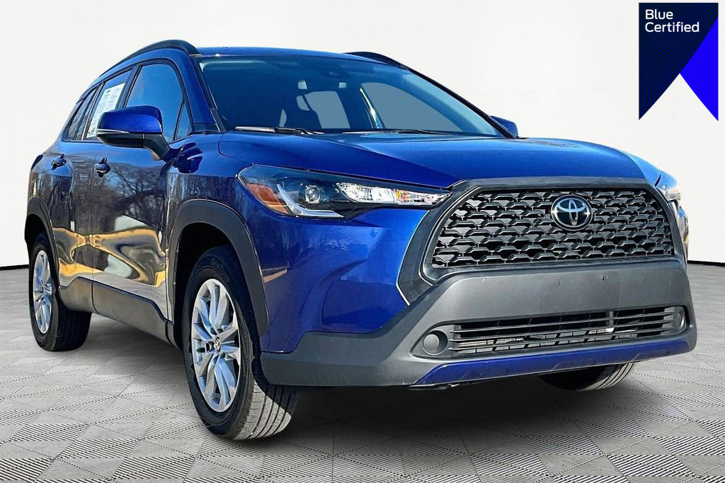 Used 2022 Toyota Corolla Cross LE FWD image 1