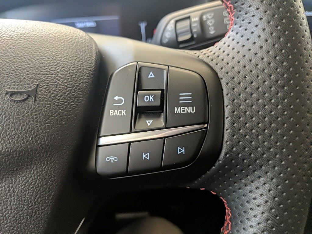 Certified 2023 Ford Escape ST-Line w/ Tech Pack #1 image 16