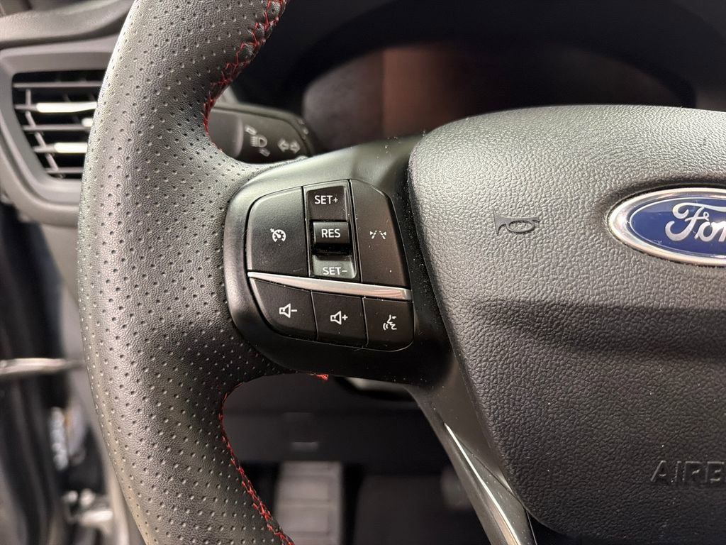 Certified 2025 Ford Escape ST-Line FWD image 20