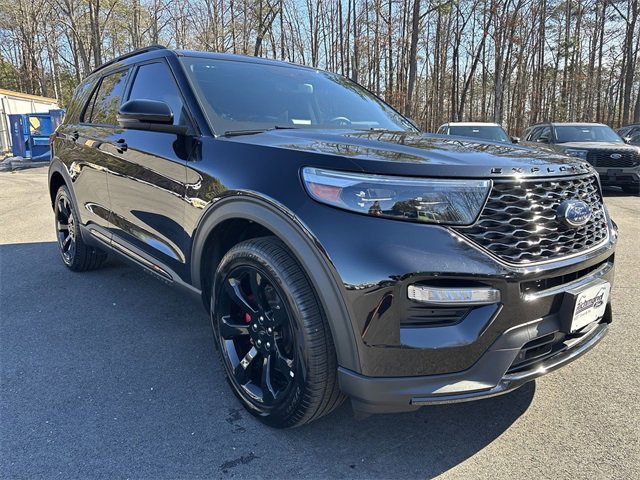 Certified 2023 Ford Explorer ST w/ Equipment Group 401A image 8