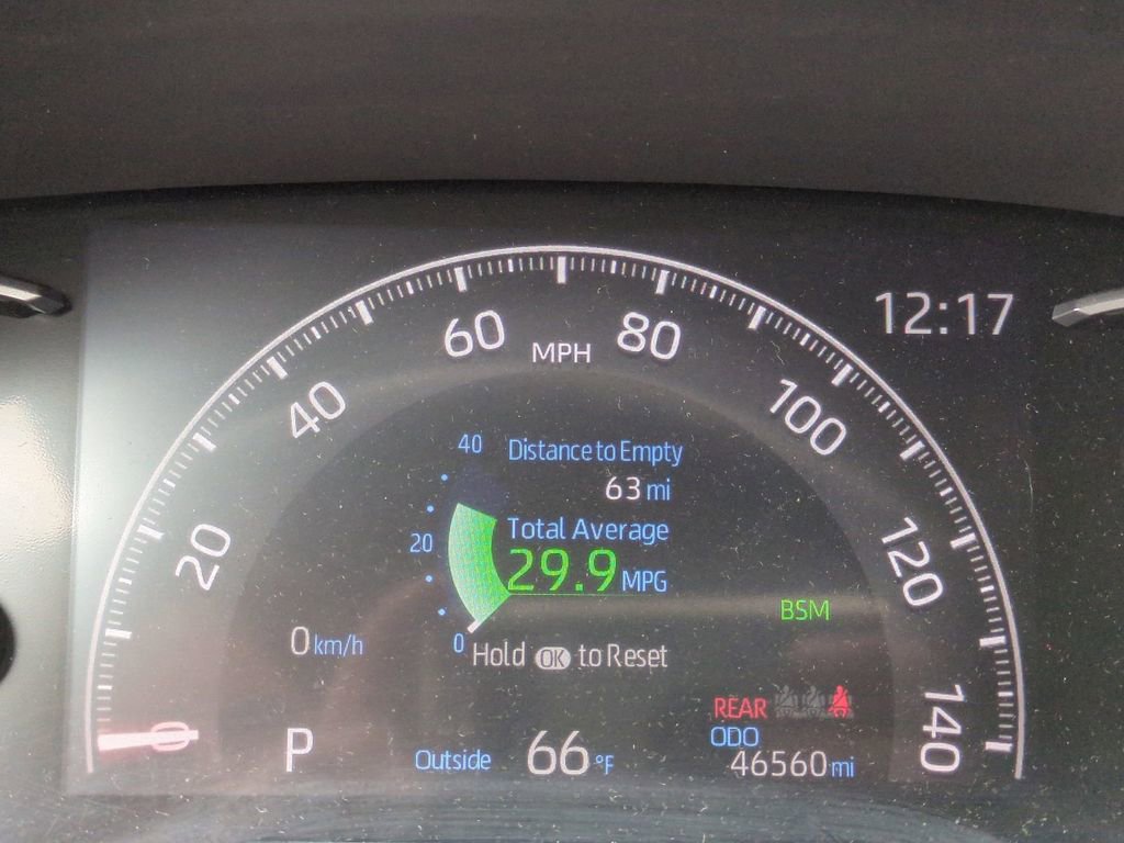 Used 2024 Toyota RAV4 XLE image 31