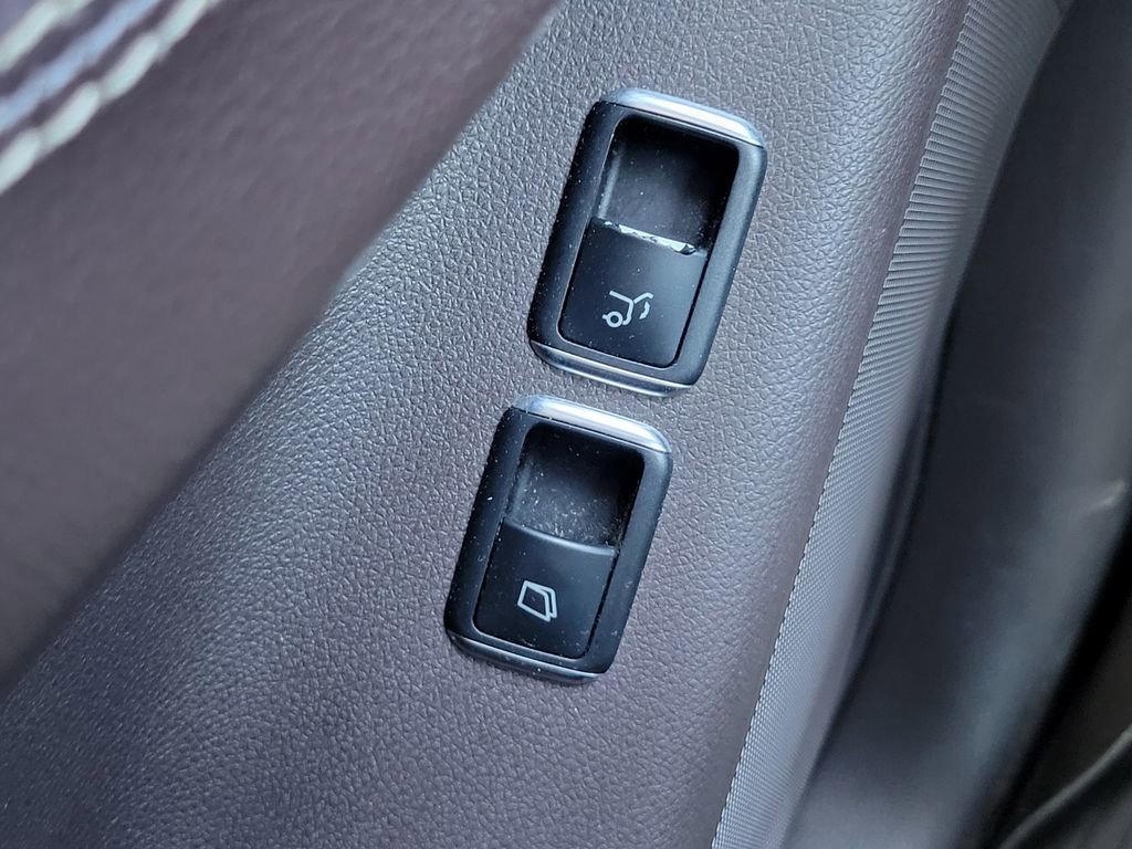 Used 2018 Mercedes-Benz GLS 450 4MATIC image 30